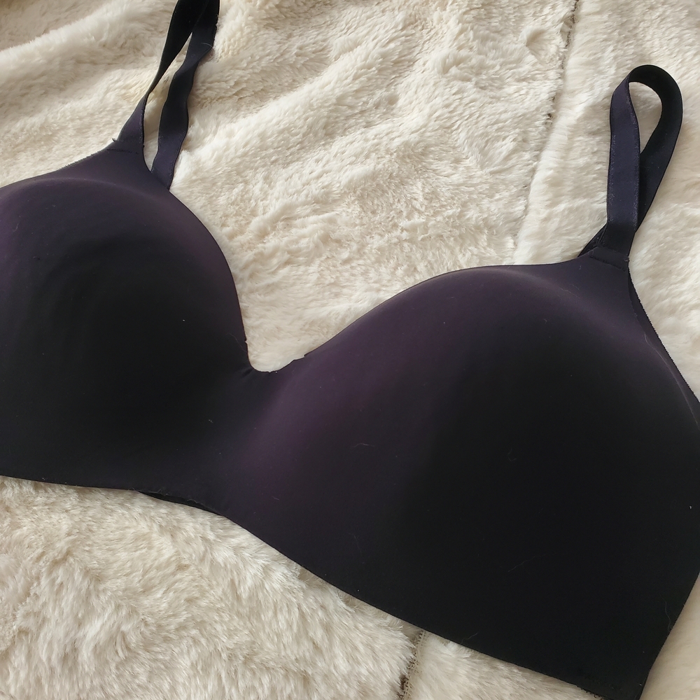 knix Black Wireless Bra - Smooth T-Shirt Style Wingwoman 32D 34D 34C - Picture 2 of 9